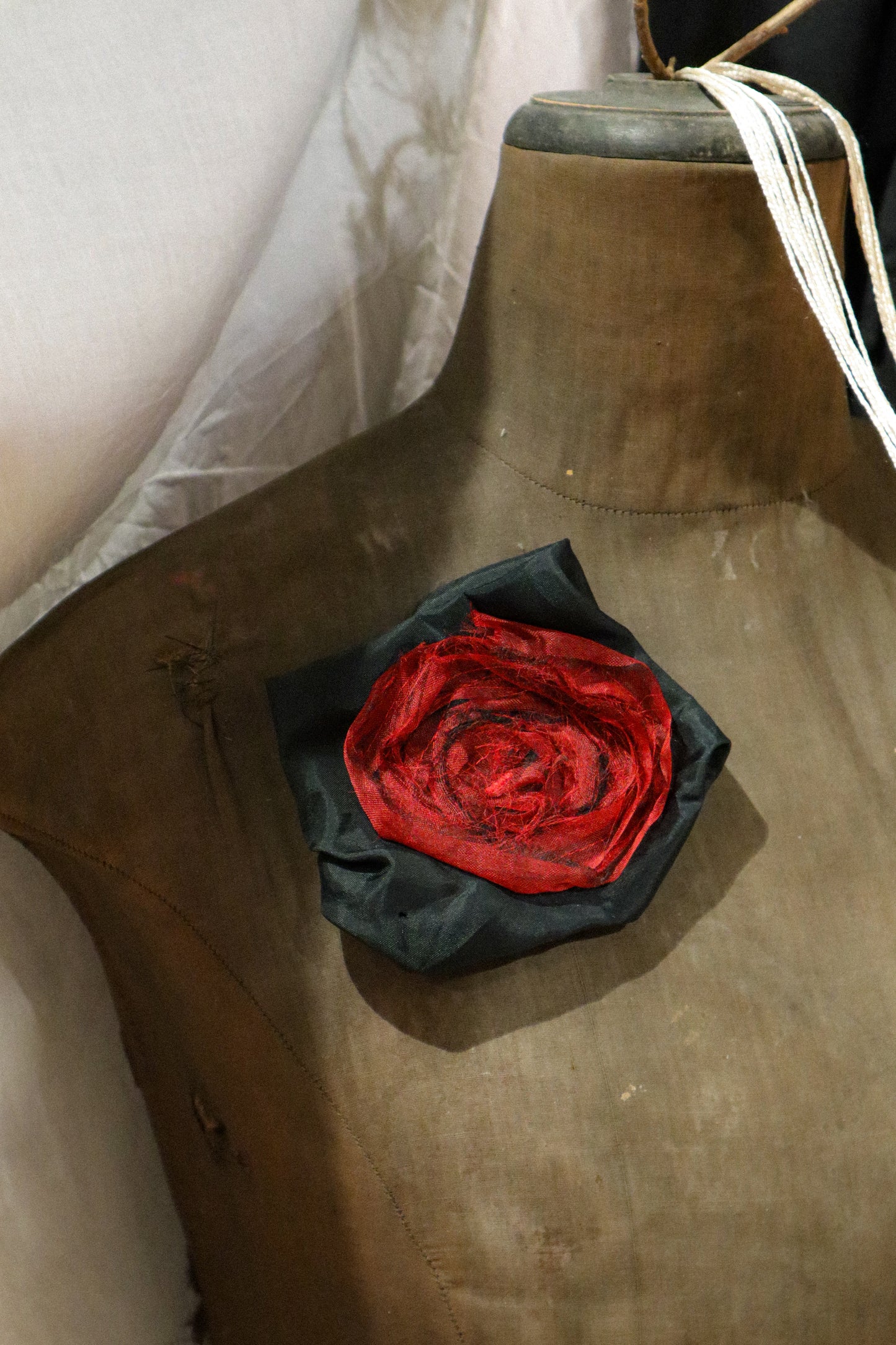 Flower brooch
