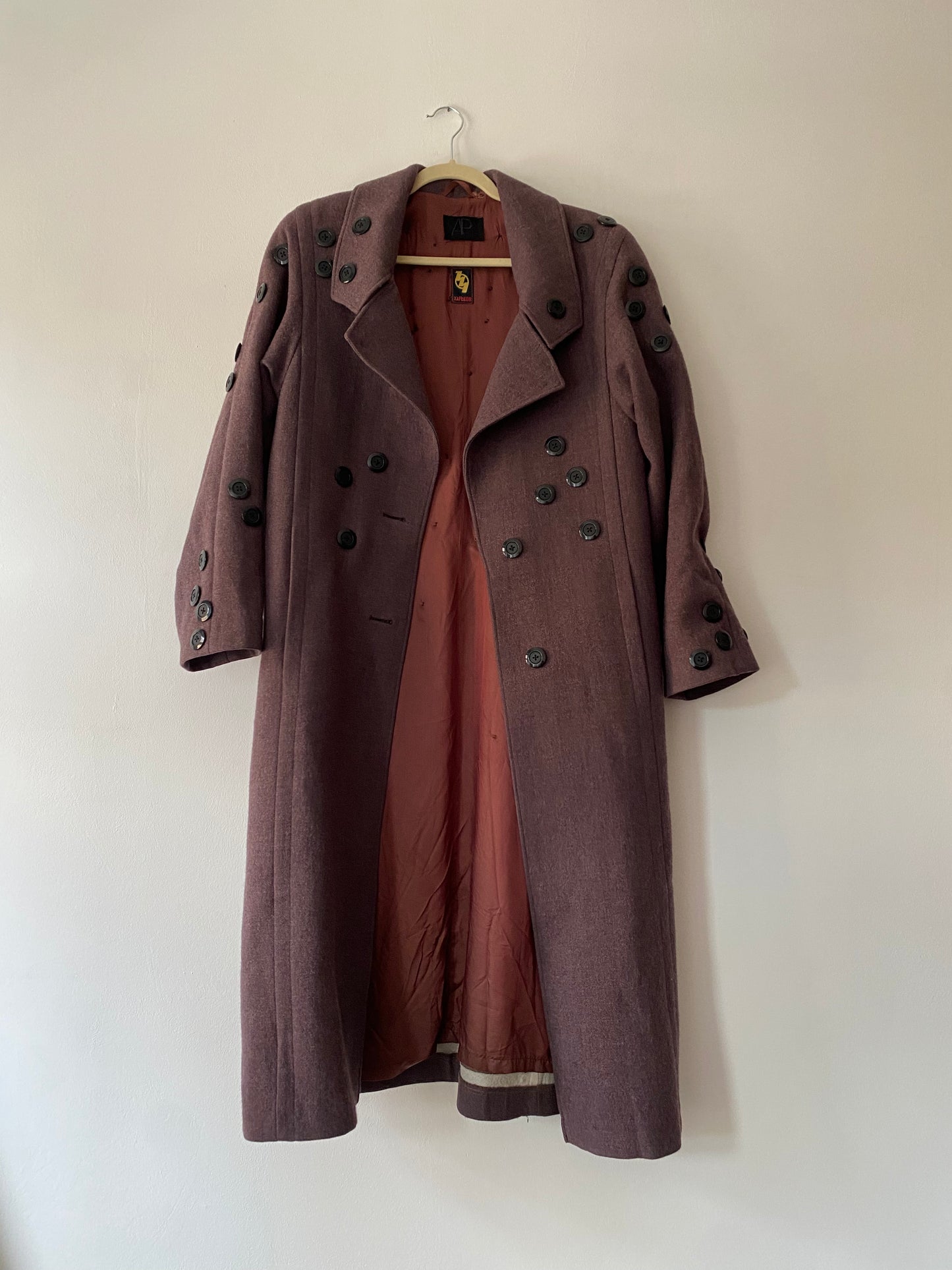 Bottons wool coat