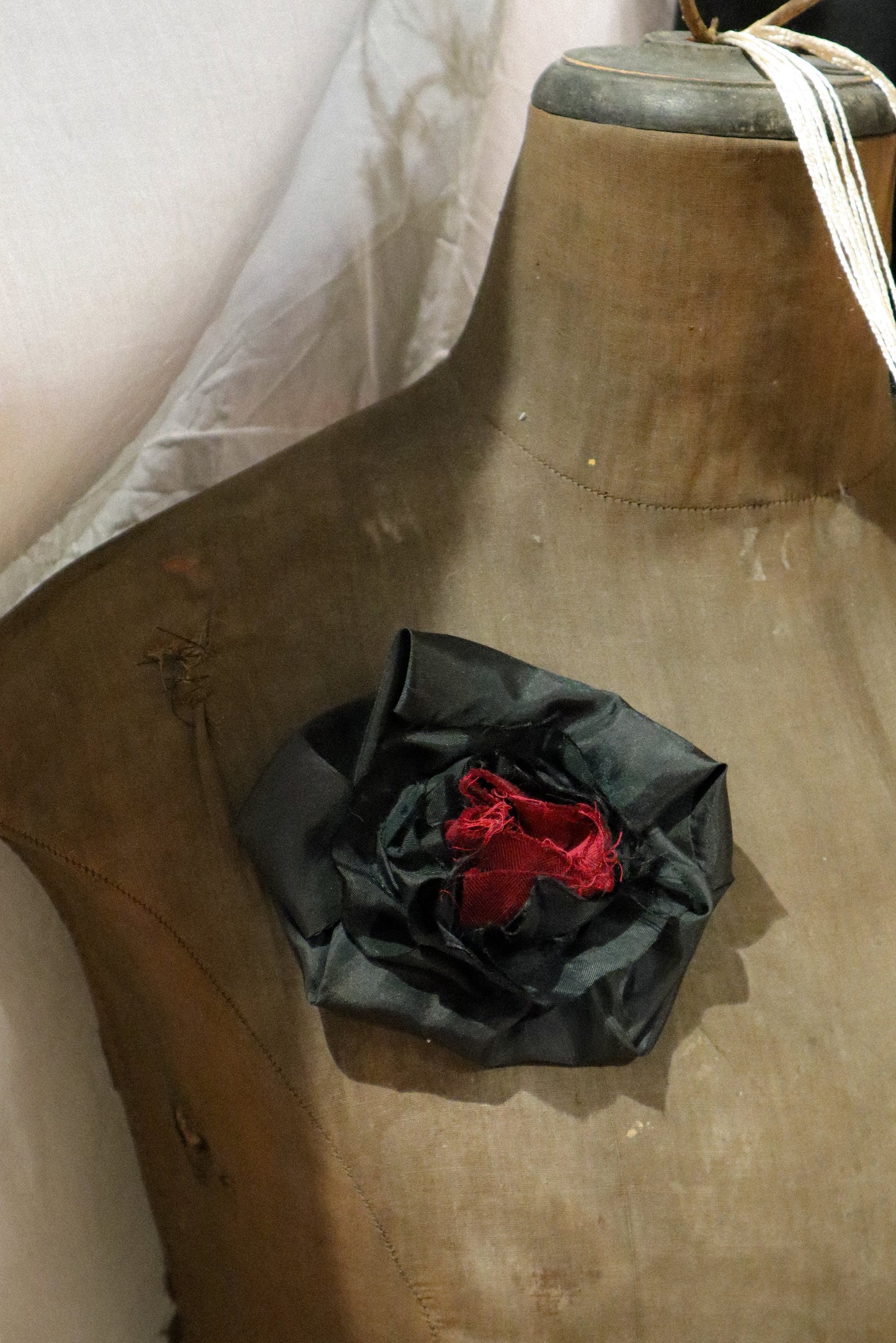 Flower brooch