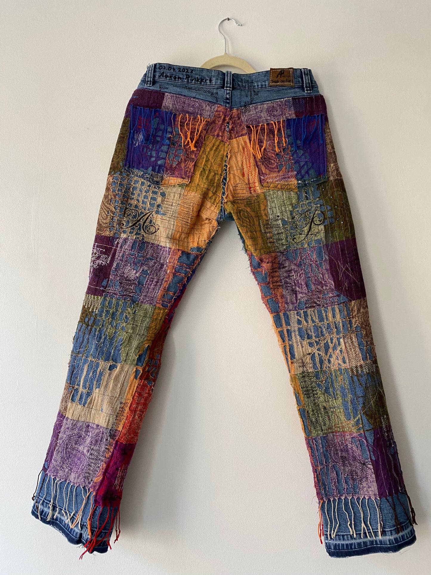 Fashion is art jeans