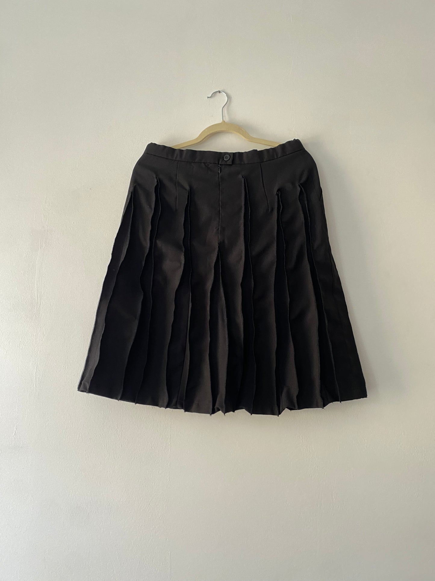 Lamella skirt